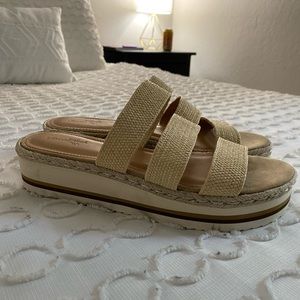 Platform slide sandals